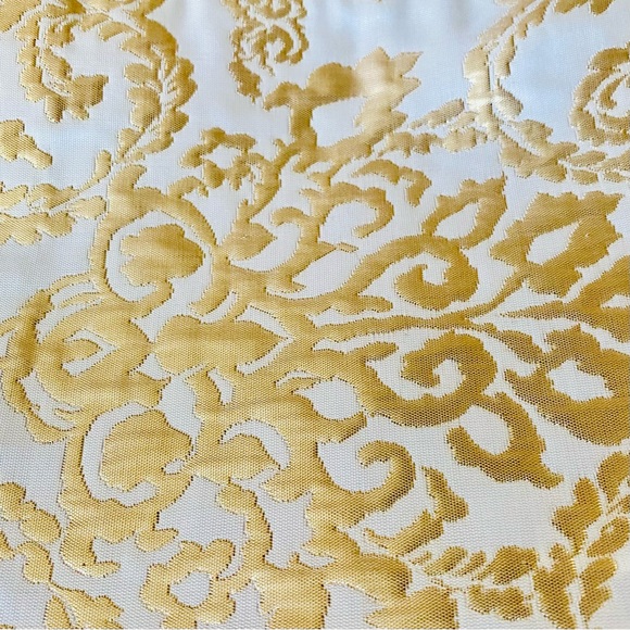 Ivory and Gold Brocade Skirt - Picture 2 of 6